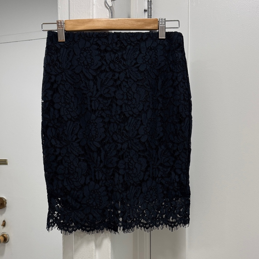 Elegant Navy Lace Skirt